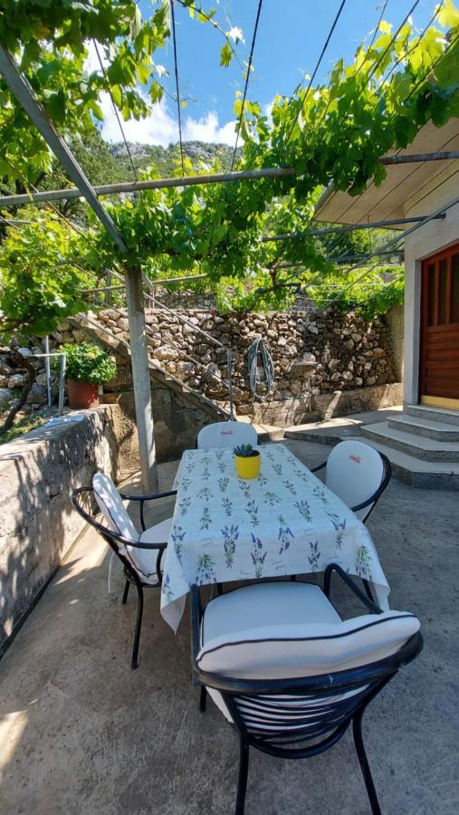 Holiday Home Zvecanje Ngoại thất bức ảnh